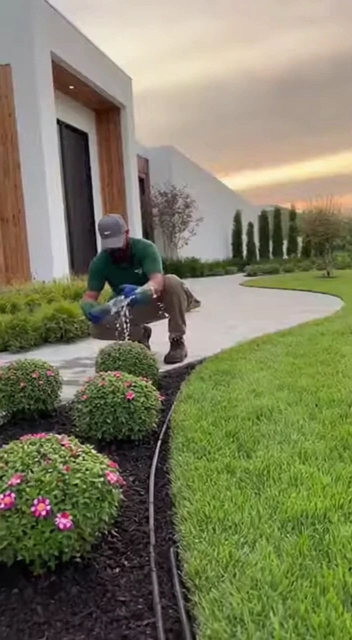 Landscaping Marketing - Lawn & Garden
