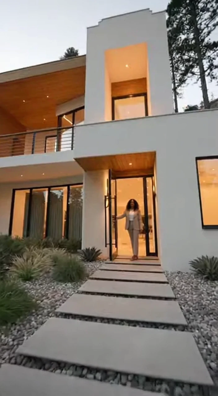 Luxury Real Estate Walkthrough Compilation Featuring Realtors Showcasing Modern Homes, Interiors, Kitchens and Architectural Details