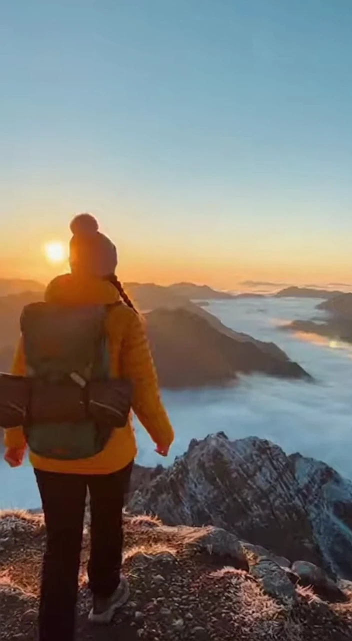 Scenic Travel Experiences Compilation Exploring World Landmarks, Cultural Moments, and Relaxing Destinations Without Voiceover